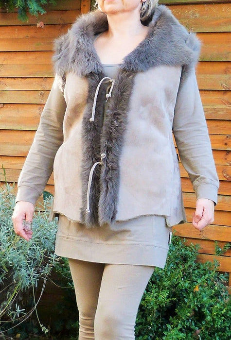 GILET en peau lainée *09